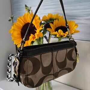 Small Signature Coach Wrislet/Bag